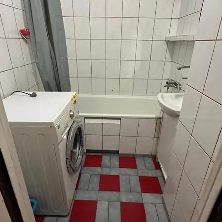 3-bedroom Airport & Stadion * Breslavia